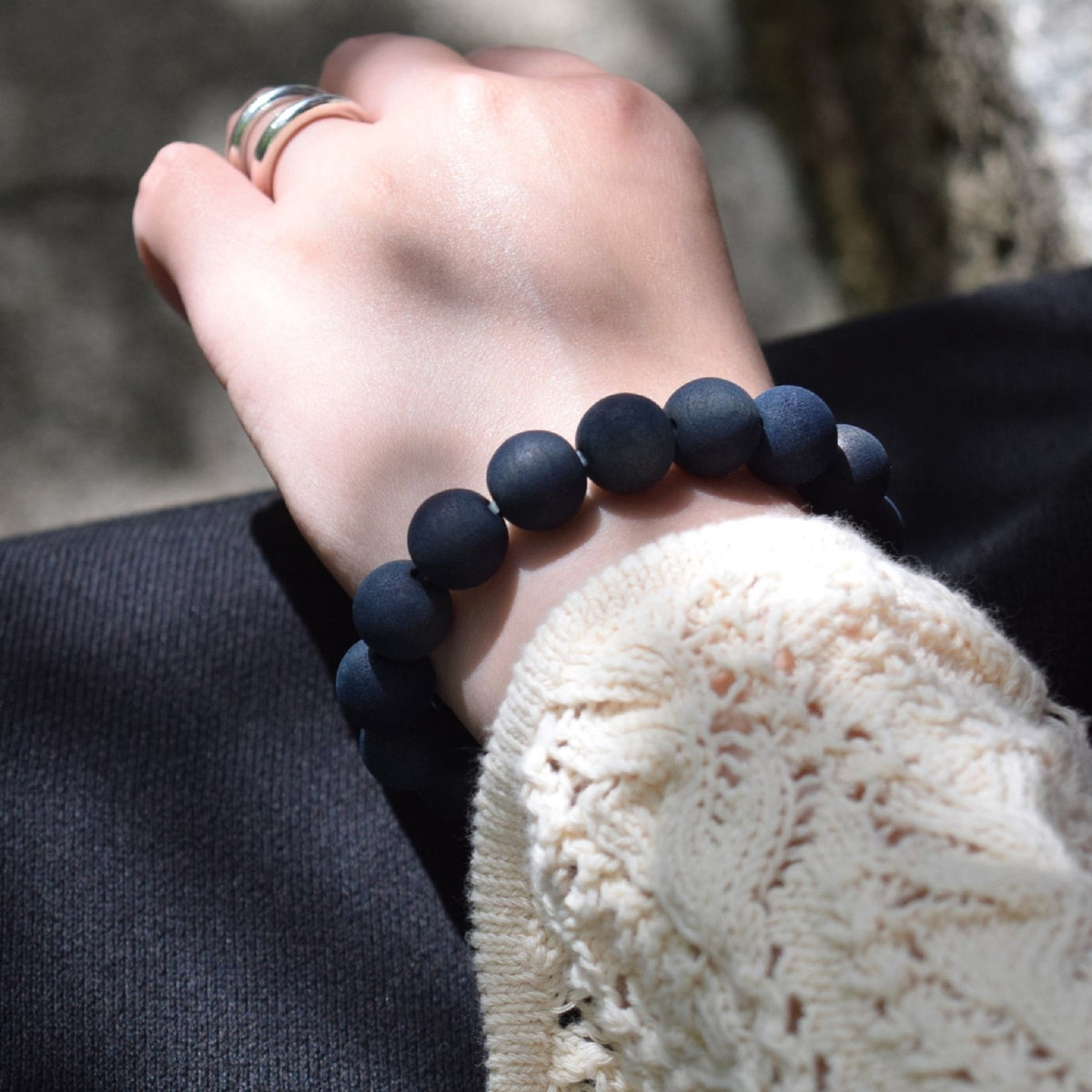 Aizen indigo wild cherry tree wood Bracelet – 京都あさひ屋－Kyoto