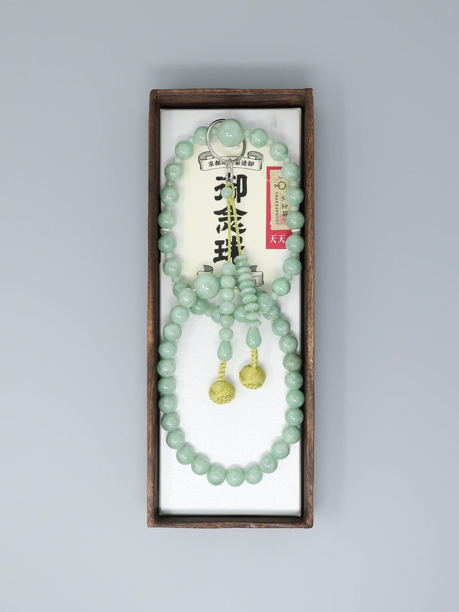 浄土宗 星月菩提樹 インド翡翠仕立 本式数珠 – 京都あさひ屋－Kyoto