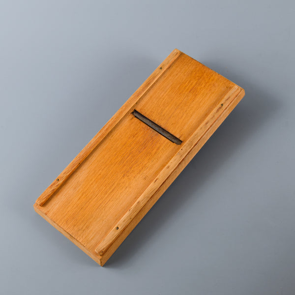 Japanese  Kiso Hinoki (Cypress) Wood Traditional Katsuobushi Kezuri Dried Bonito Shaver Wooden Cutting Box