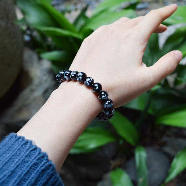 10mm Gray Fluorite Glass Bracelet