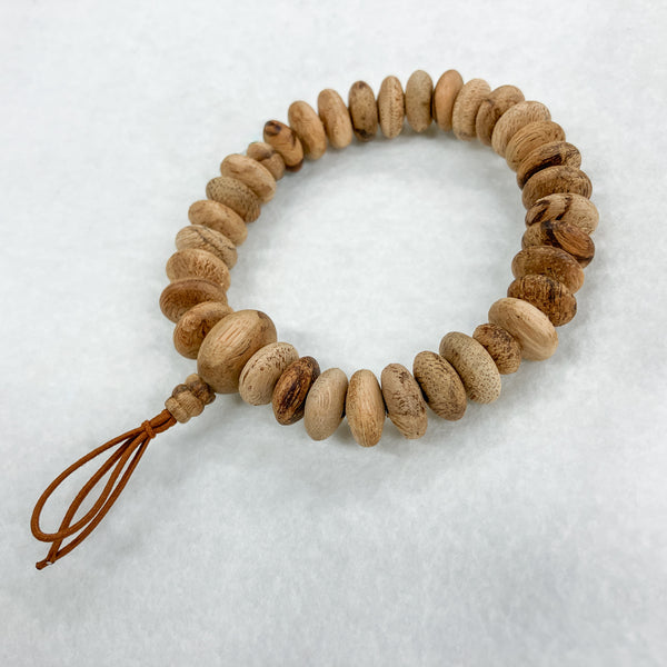 [Japan Exclusive] 11mm Agarwood Abacus Beads Bracelet (one of a kind)