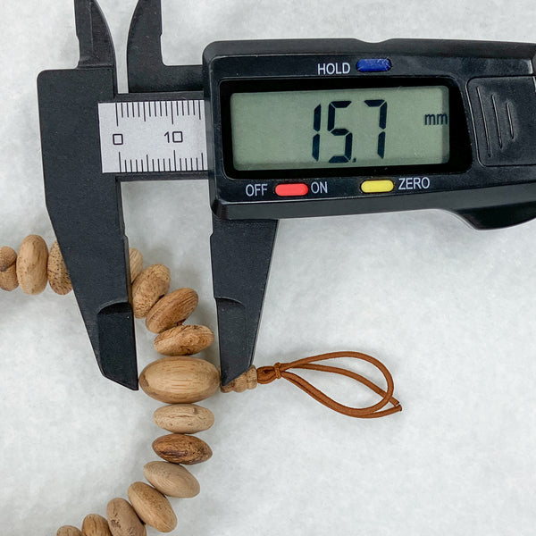 [Japan Exclusive] 11mm Agarwood Abacus Beads Bracelet (one of a kind)