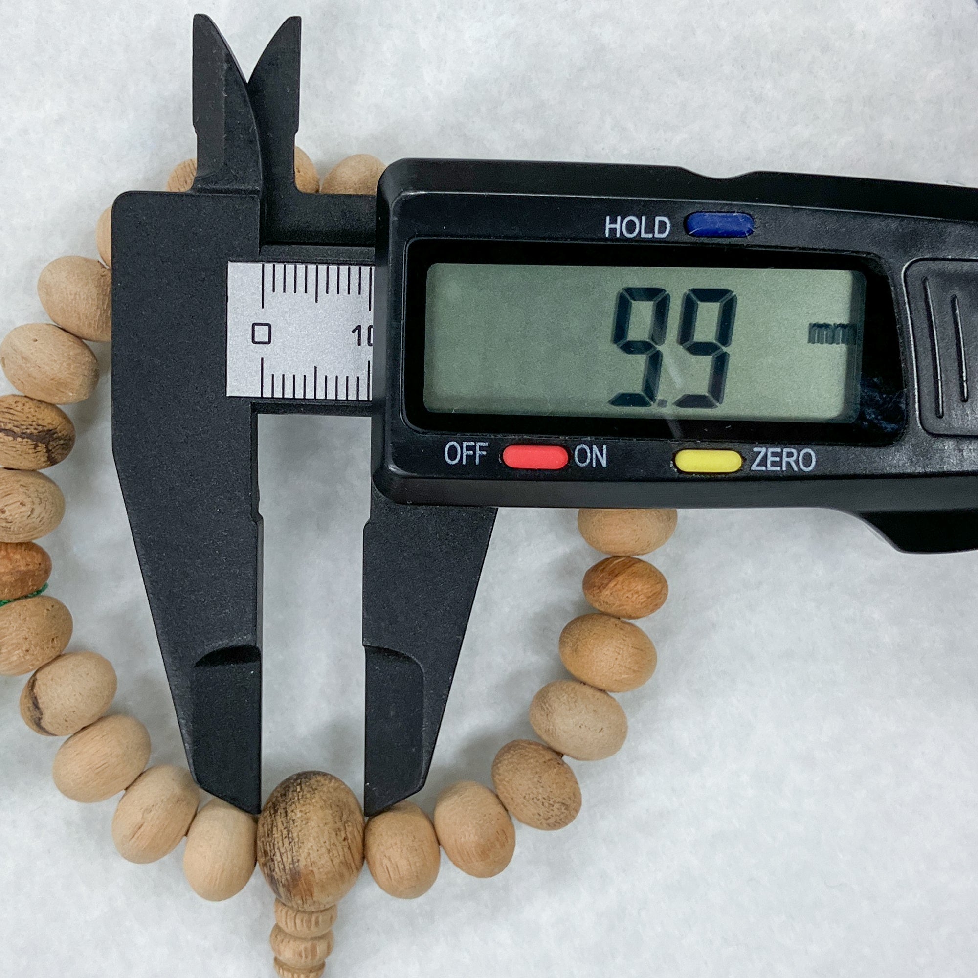 Askari ハンドメイドブレスレット10mm16cm Japan Exclusive] 10mm Agarwood Oval Beads Bracelet (one of a kind