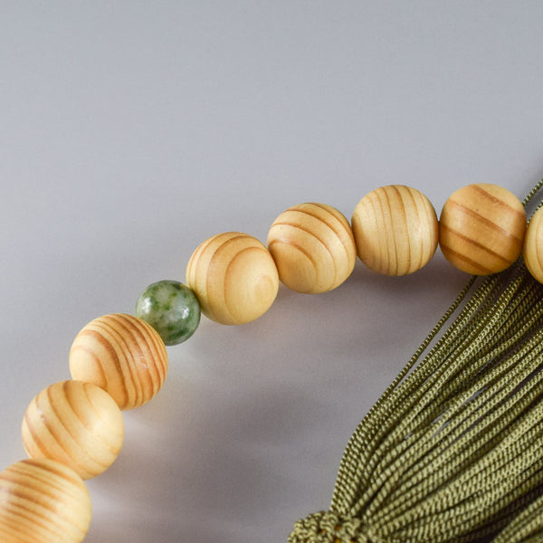 Japanese Umbrella-Pine Maki with Dushan Jade Juzu One-handed Prayer Beads