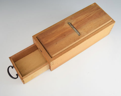 Japanese Traditional Katsuobushi Kezuri Dried Bonito Shaver Wooden Cutting Box
