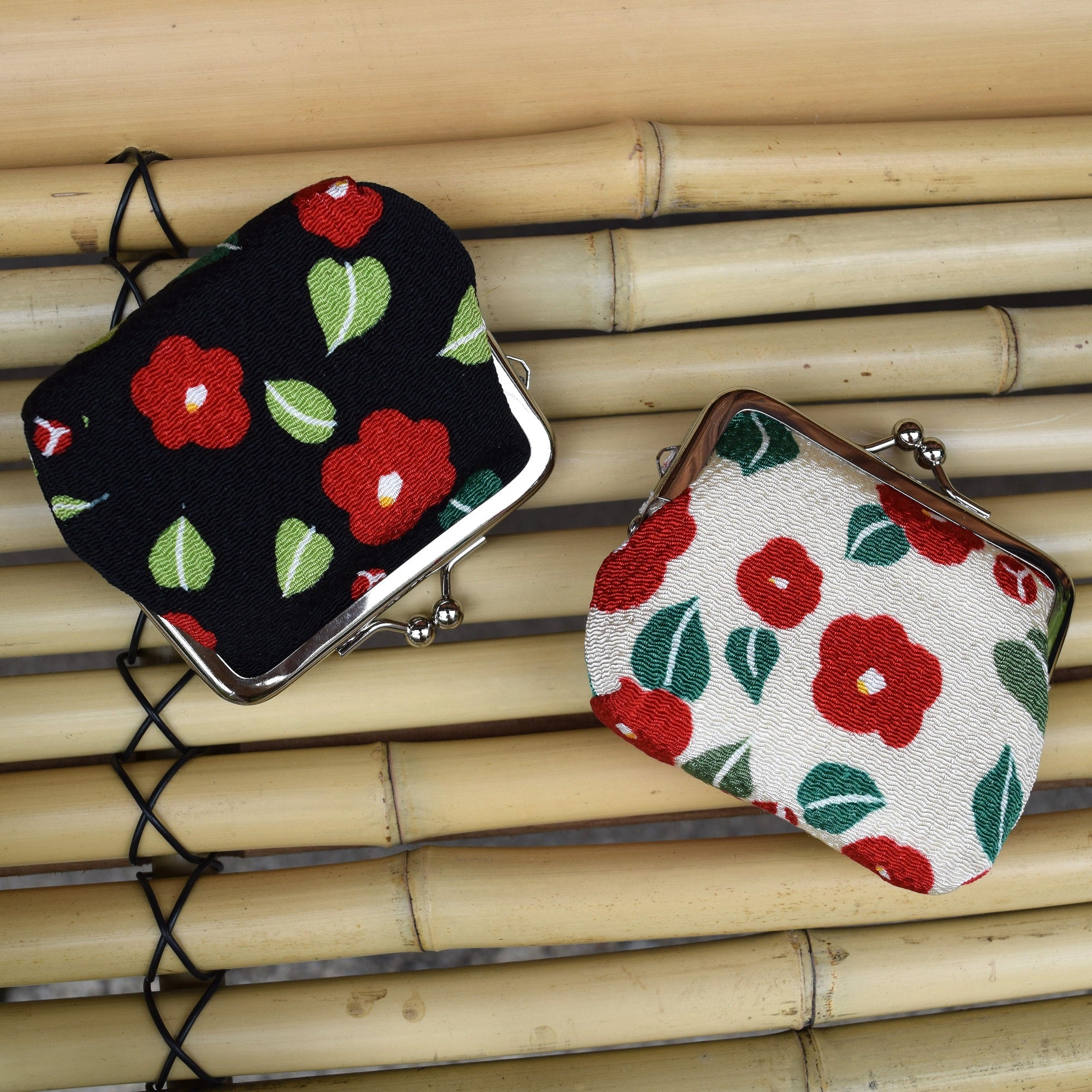 Japanese Metal Clasp Purse Pouch Camellia Flower Pattern