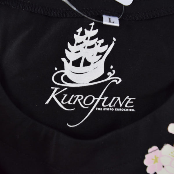  Tシャツ　花桜　黒　綿95％　ポリウレタン5%