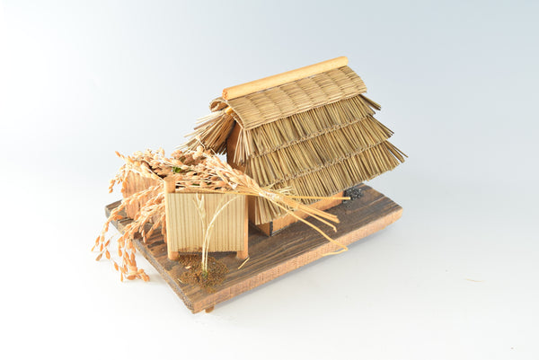 Japanese House With a Thatched Roof Tradition Ornament Charms Home decor