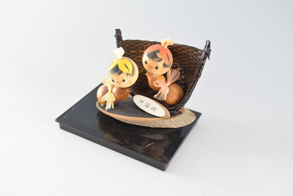 Japanese Coupple Dolls Figurine Wood Tradition Ornament Charms Home decor