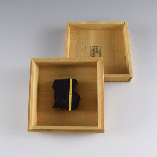 [Japan Exclusive] 4.0cm×3.6cm×1.2cm Agarwood (one of a kind)