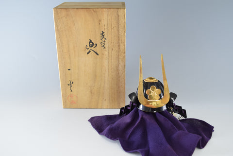 Japanese traditional kabuto ornaments dolls ornaments Maedayoshiyasu【only 1 available】