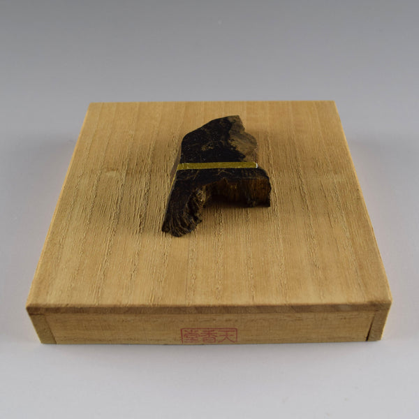 [Japan Exclusive] 4.8cm×3.3cm×1.5cm Agarwood (one of a kind)