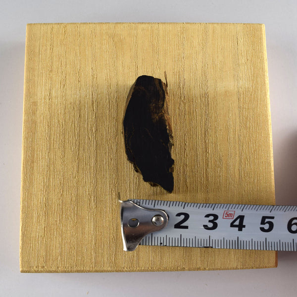 4.2cm×1.8cm×1.1cm 特選 沈香 ウッド 桐箱付 (1点もの)