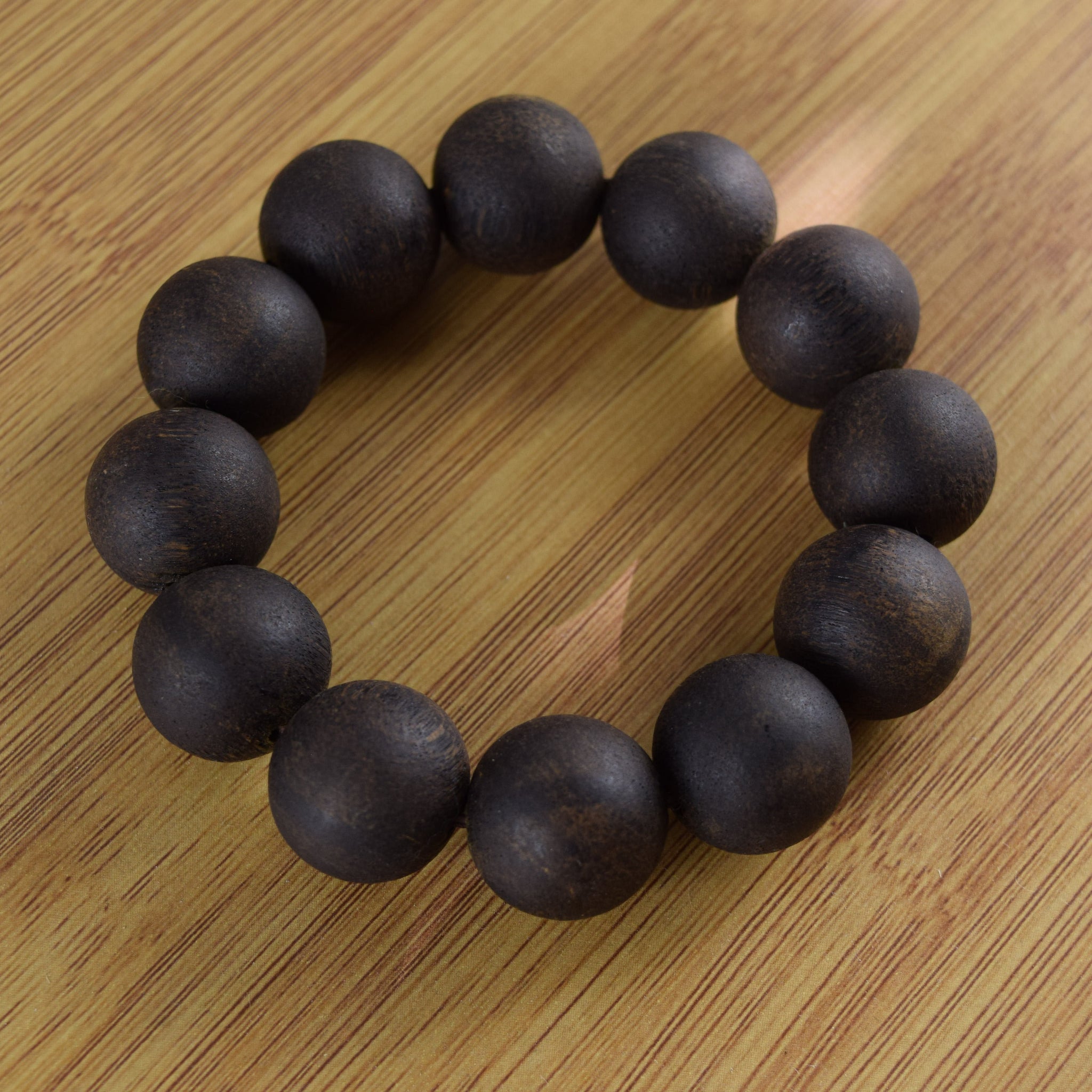Japan Exclusive] 20mm Agarwood beads Bracelet Used (one of a kind