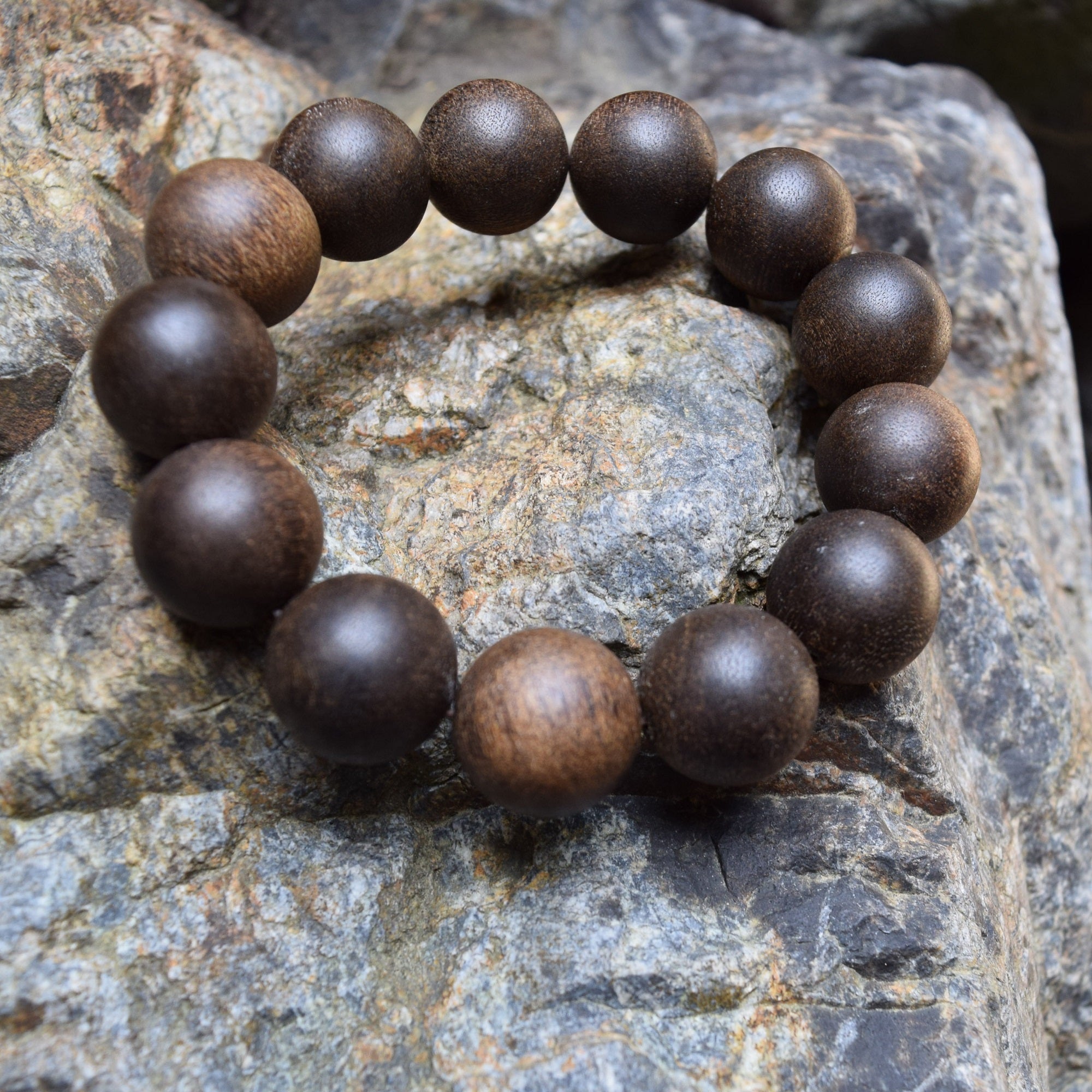 Japan Exclusive] 18mm Agarwood beads Bracelet Used (one of a kind