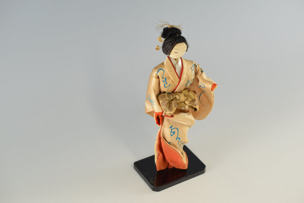 日本 伝統的な人形 置物 装飾品 チャーム ホームデコレーション