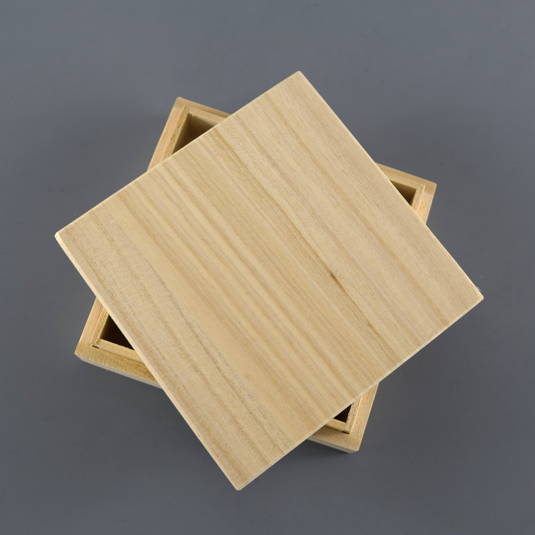11.5×11.5cm Inro Kiri Paulownia Wooden Box – 京都あさひ屋－Kyoto