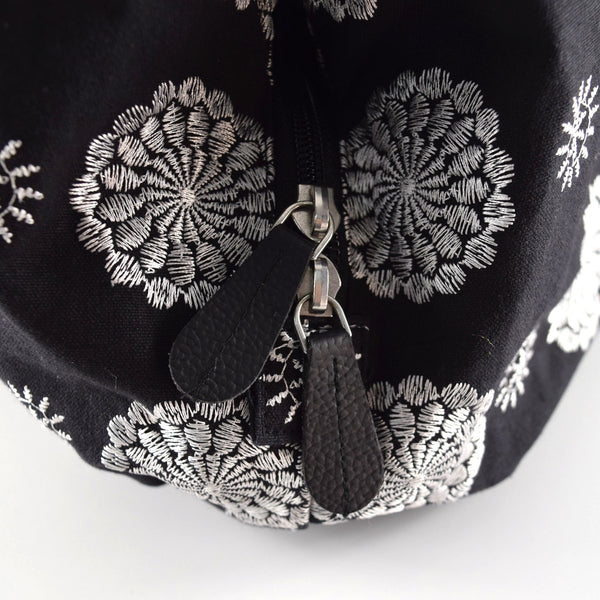 Polyester Handbag Tote bag - Chrysanthemum Flower Pattern, Black