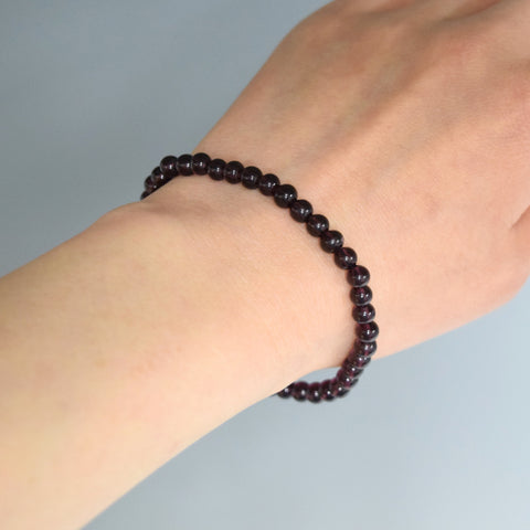 5mm Black Glass Beads Bracelet Used Second-hand