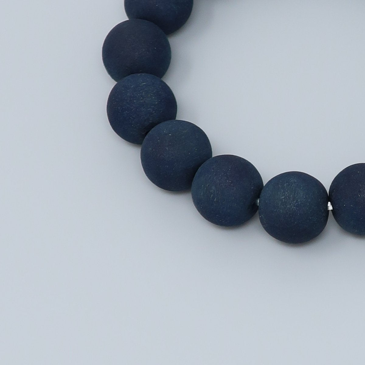 Aizen indigo wild cherry tree wood Bracelet – 京都あさひ屋－Kyoto